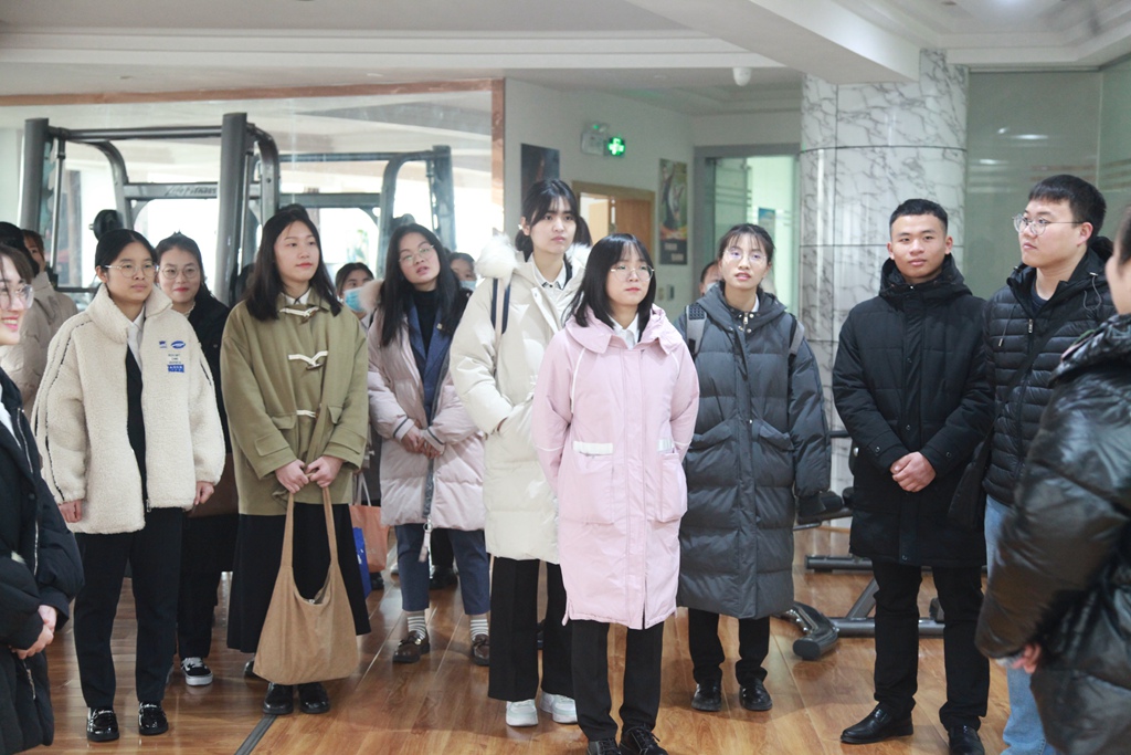 饮水思源，，助学成才|公司举行怡和医药奖学金评选活动_怡和医药|江西怡和医药有限公司